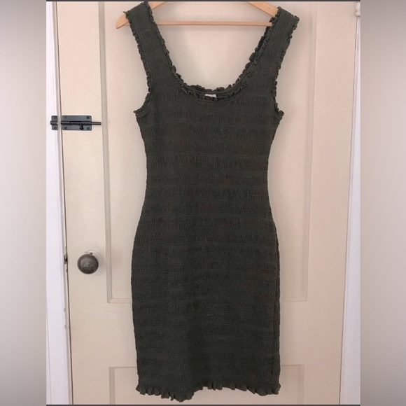 Anthropologie Olive Green Ruched Dress Size M - Picture 2 of 4